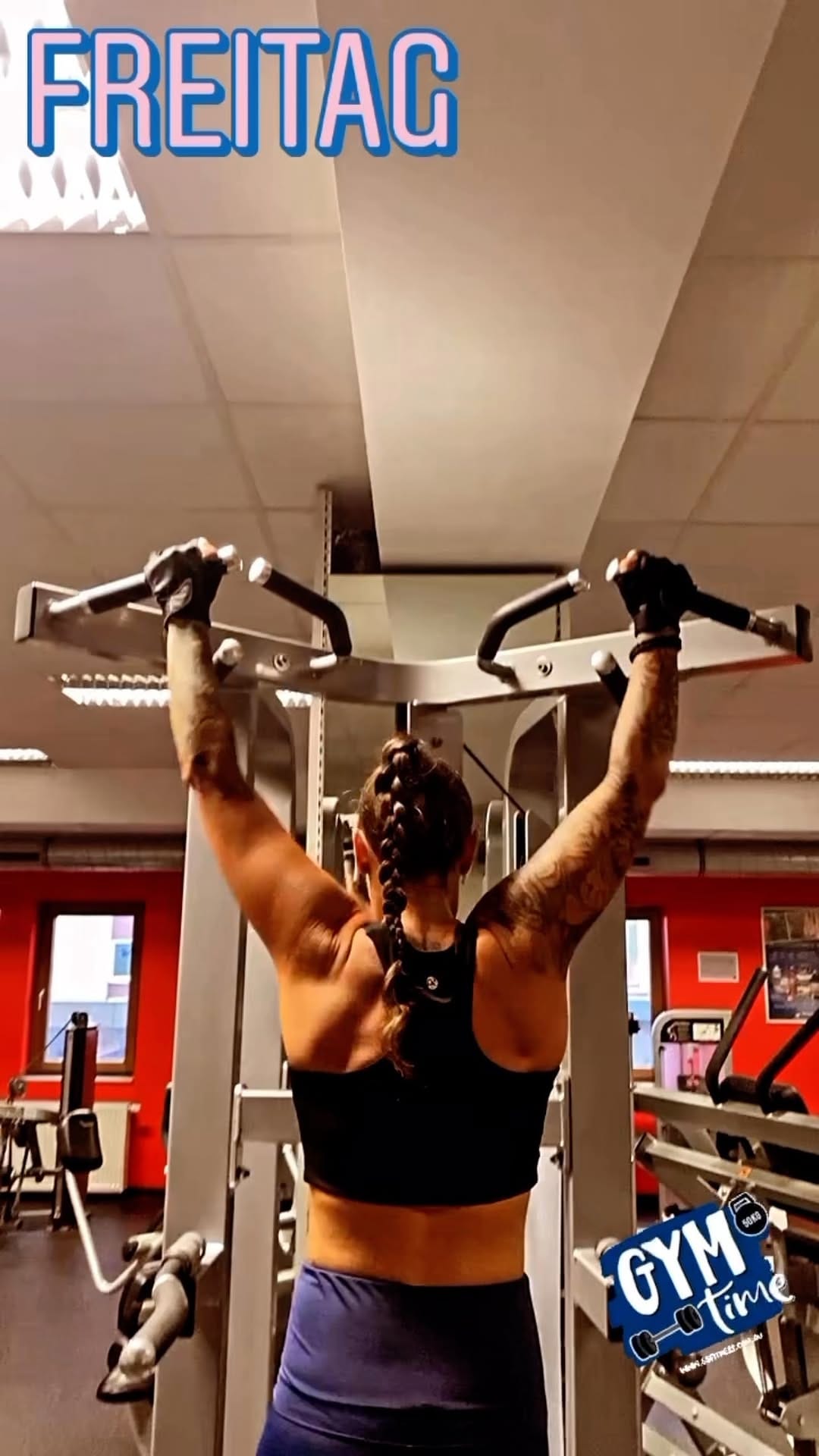 Post 4 by Ivana on Instagram (video)