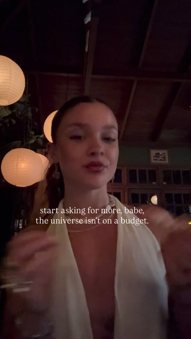 Post 7 by 𓇬 𝓥𝓲𝓿𝓲𝓮𝓷 𝓥𝓮𝓲𝓰𝓱𝓽 𓇬 on Instagram (video)
