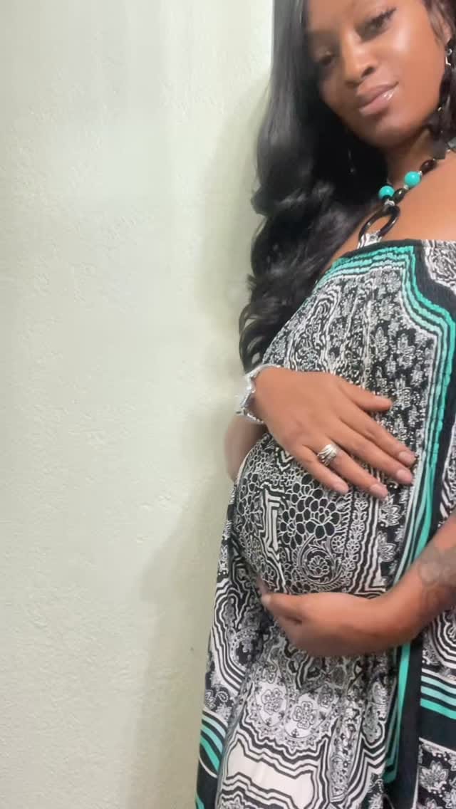 Post 6 by Synovia Owens on Instagram (video)