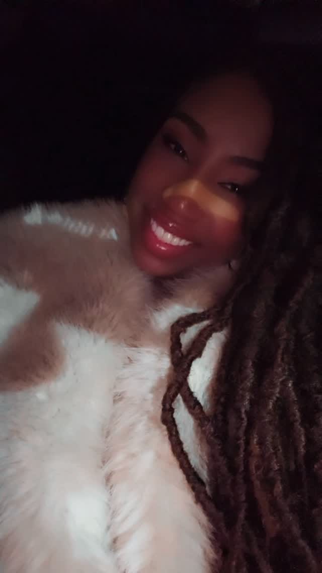 Post 1 by Kämįłê Sām Dęłprått on Instagram (video)