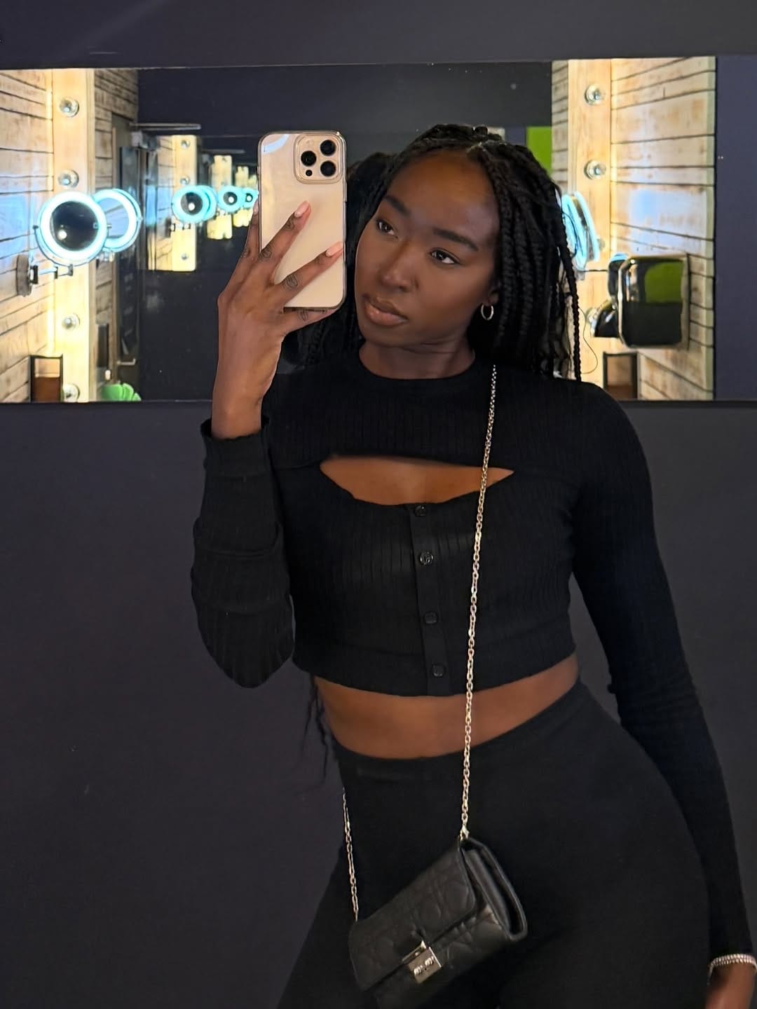 Post 8 by Keziah Claudine  | Model | Content Creator | Traurednerin on Instagram (carousel)
