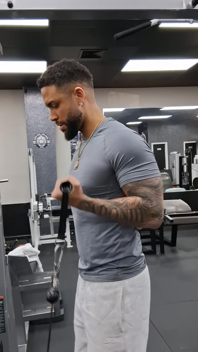Post 1 by Robinson Rodriguez on Instagram (video)