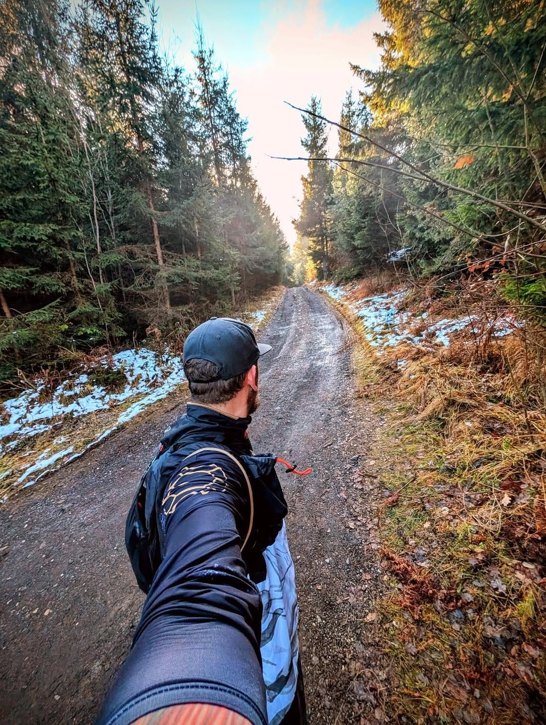 Post 6 by Alex Frost on Instagram (image)