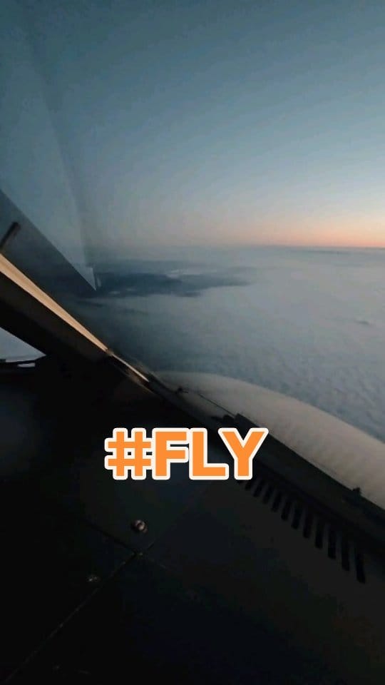 Post 7 by Ｆｅｌｉｘ ✈ | Pilot on Instagram (video)