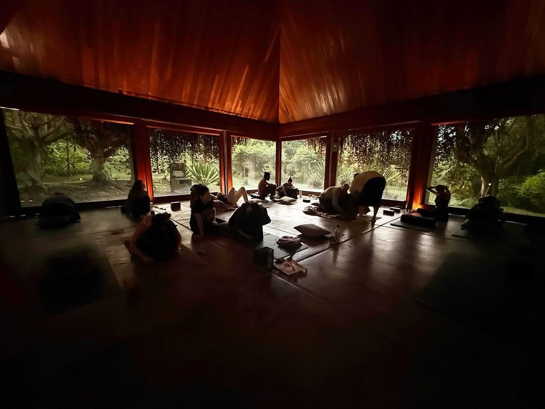 Post 1 by Moksha Yoga Amazónica on Instagram (image)