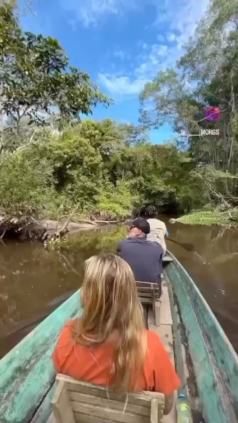 Post 9 by Moksha Yoga Amazónica on Instagram (video)