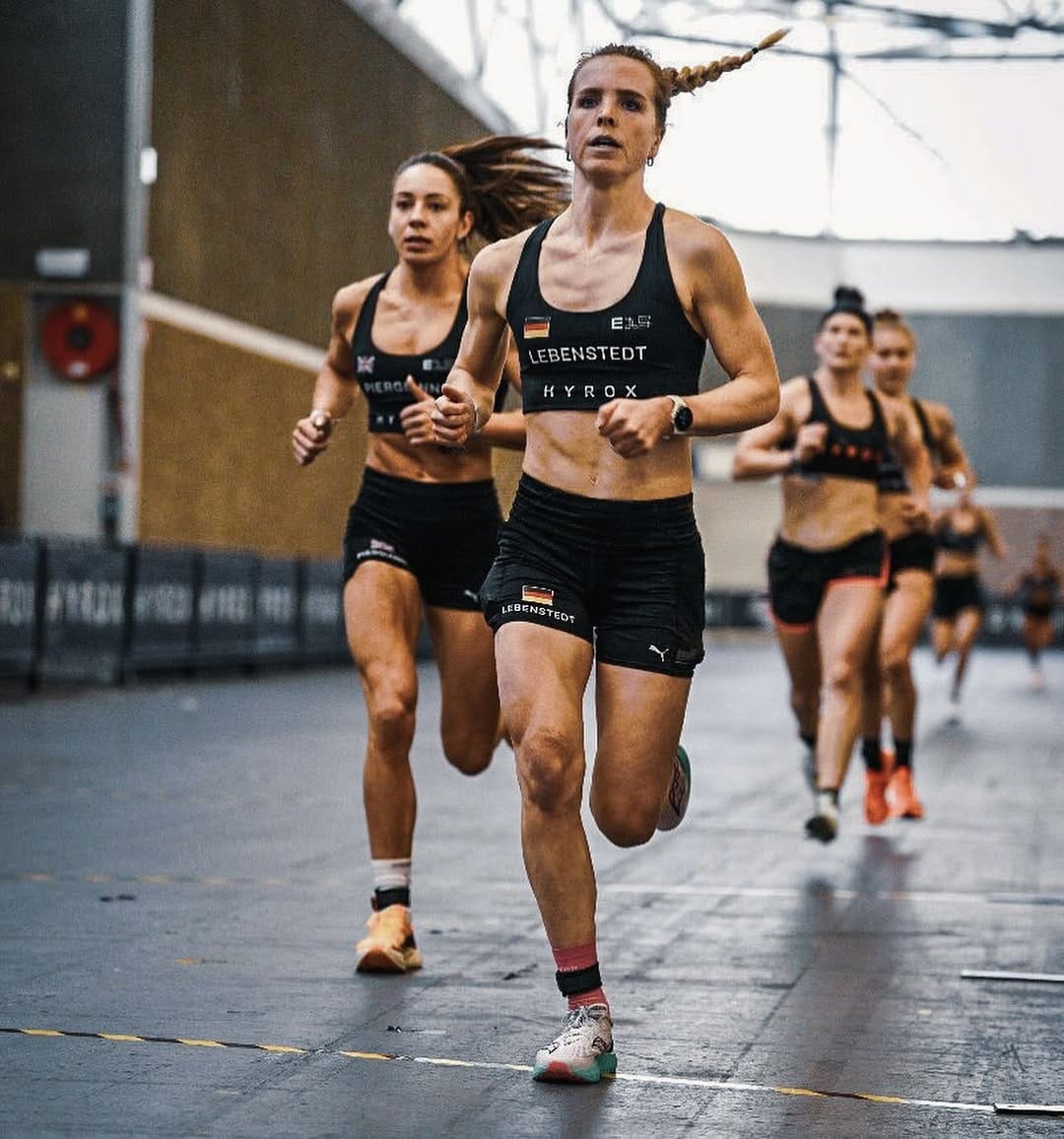 Post 10 by Jana Lebenstedt | HYROX ELITE Athletin | Sport | Lifestyle on Instagram (carousel)