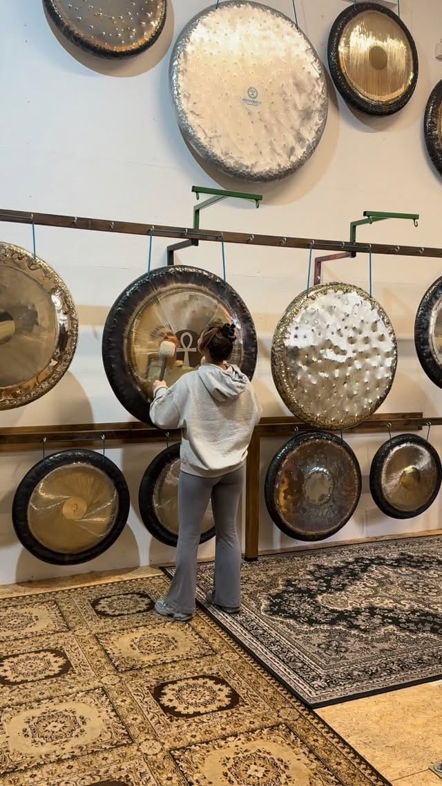 Post 9 by Jana Dielen | Soundhealing on Instagram (video)