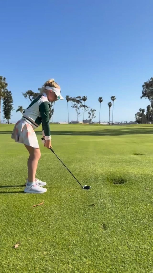 Post 5 by Emma Blake on Instagram (video)