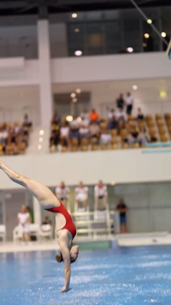 Post 10 by Saskia Oettinghaus on Instagram (video)