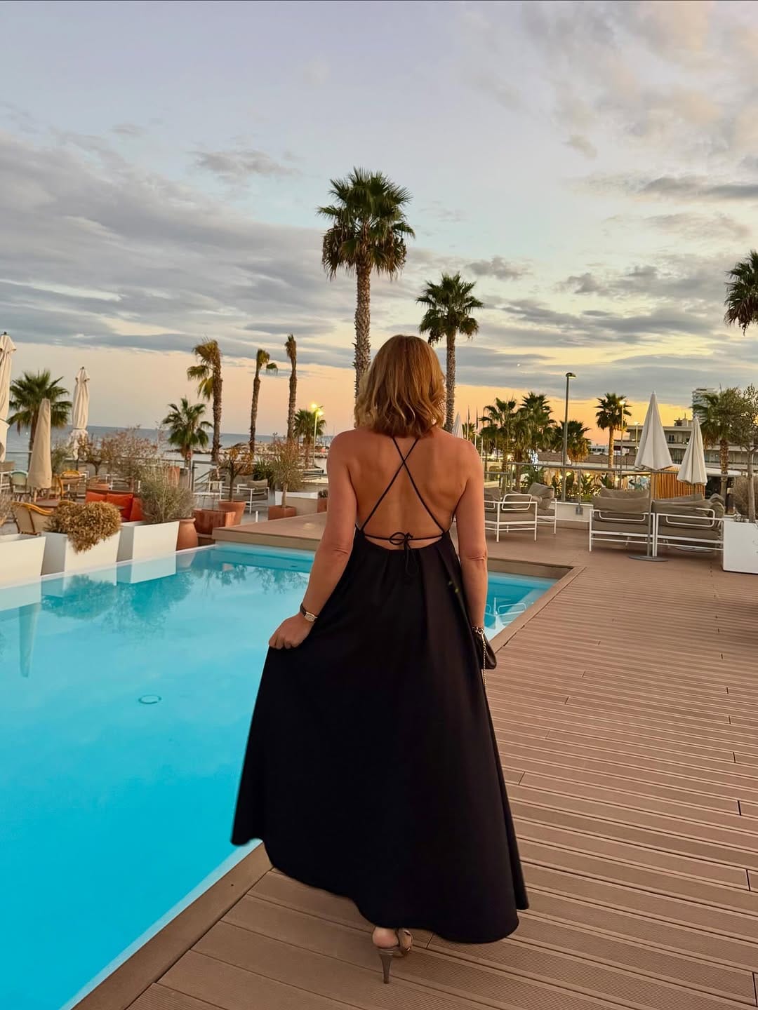 Post 10 by Katharina Usherenko on Instagram (carousel)