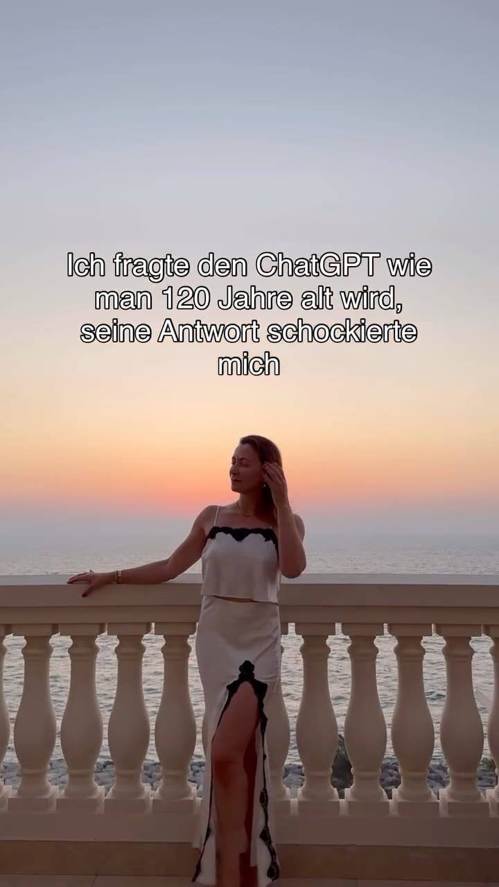 Post 7 by Katharina Usherenko on Instagram (video)