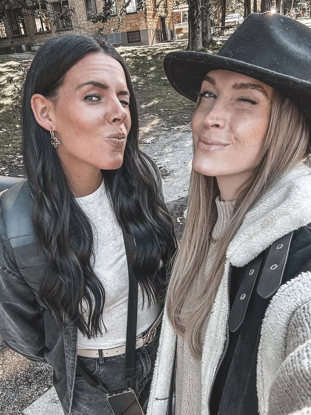 Post 3 by Alisa on Instagram (image)