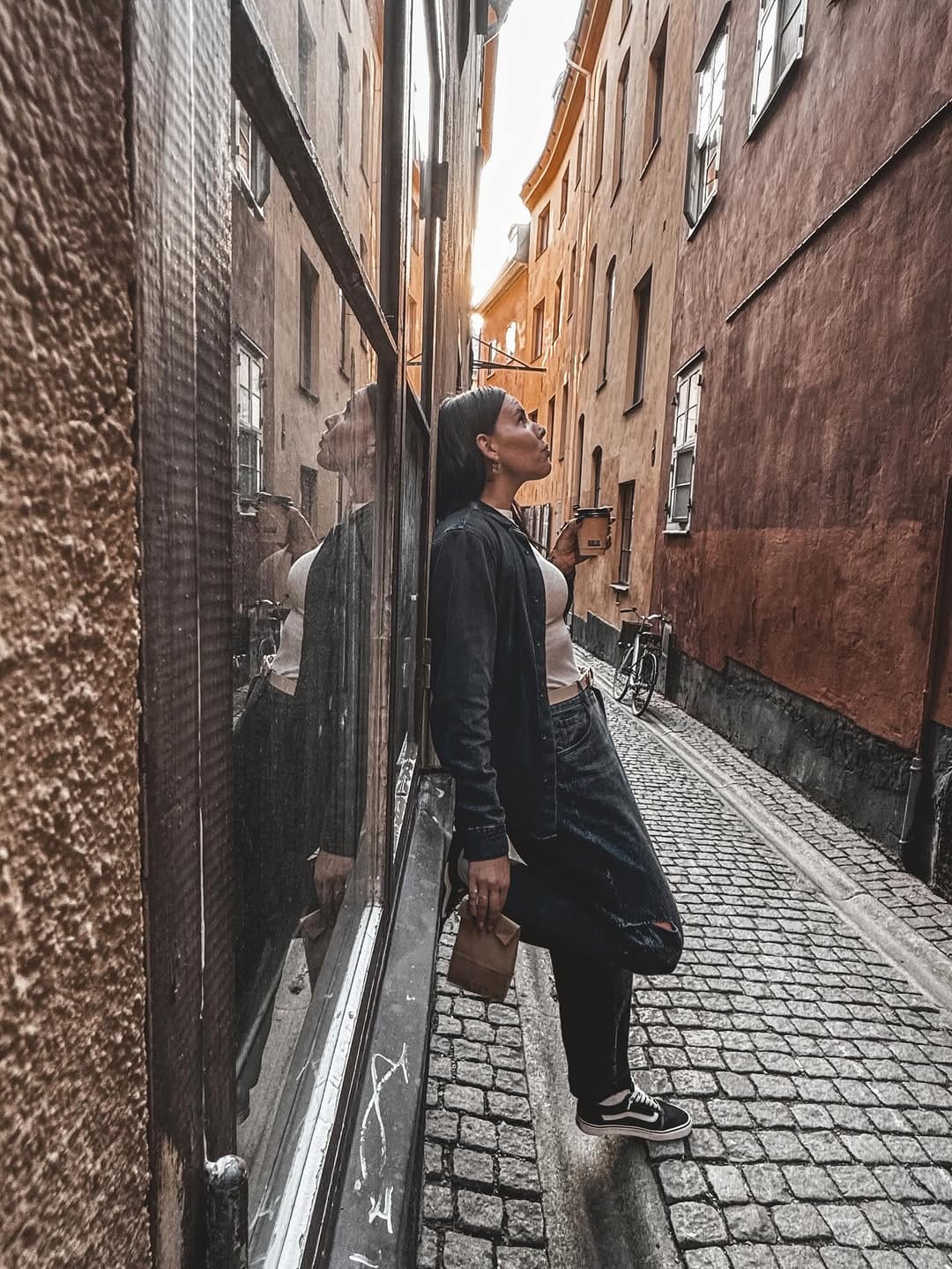 Post 6 by Alisa on Instagram (image)