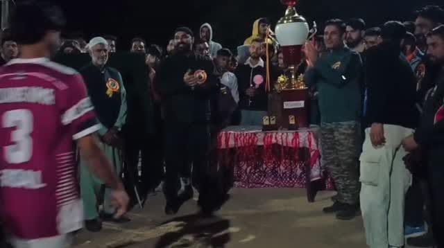 Post 5 by Sheikh Mudasir on Instagram (video)