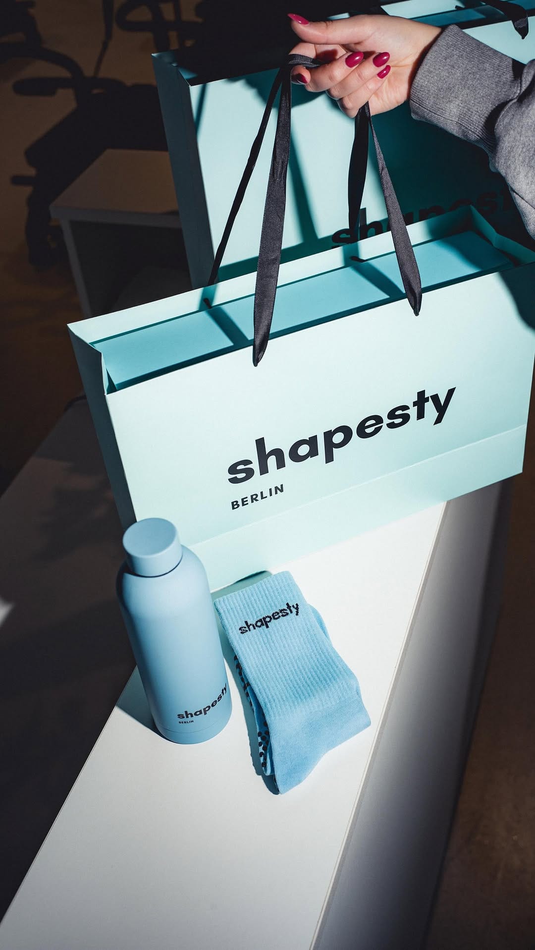 Post 5 by Shapesty Berlin on Instagram (video)