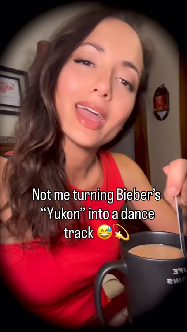 Post 5 by Kim Chi on Instagram (video)