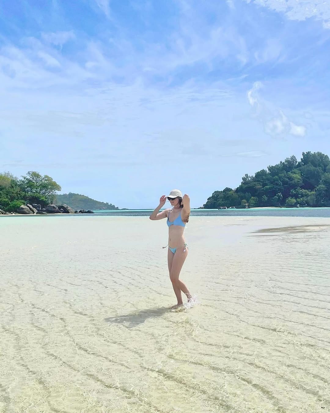 Post 8 by Julia on Instagram (carousel)