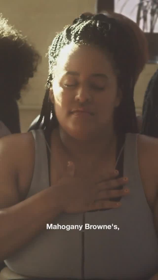 Post 10 by Paris Alexandra on Instagram (video)