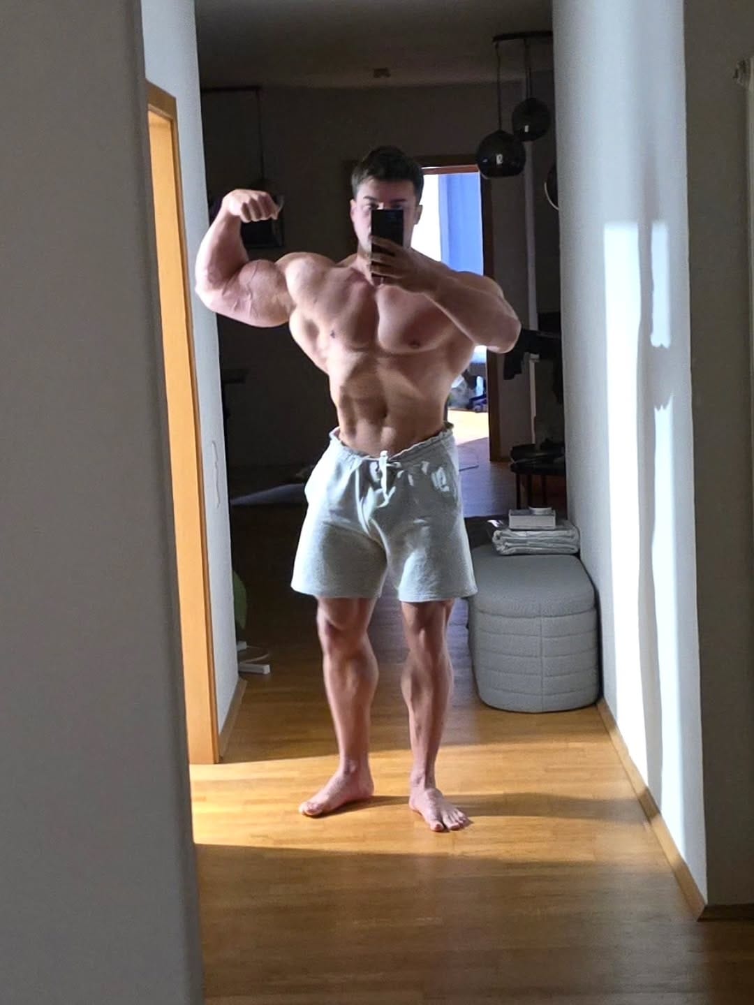 Post 3 by Derek Deianov IFBB Pro on Instagram (image)