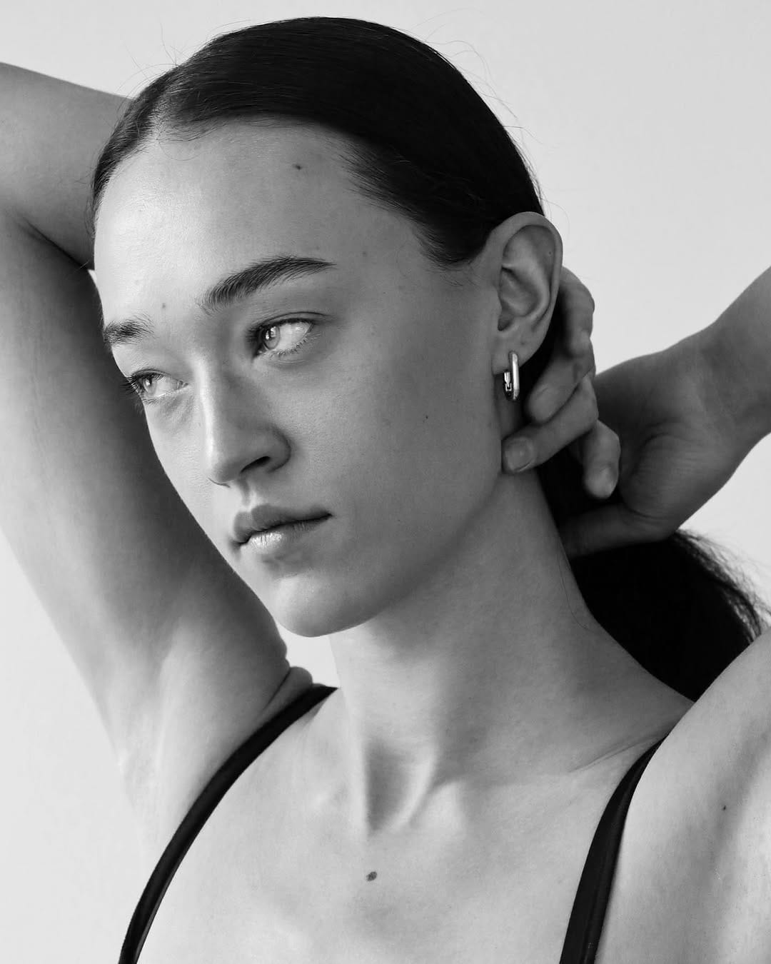 Post 8 by Elizabeth Պապեան on Instagram (image)