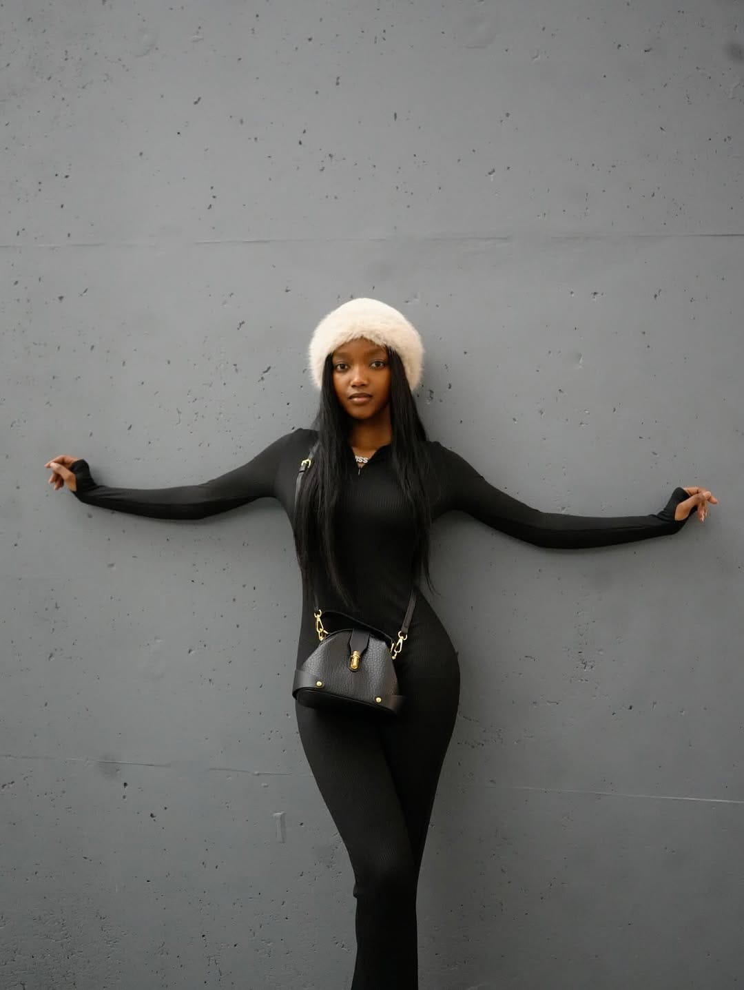 Post 5 by Bint Diallo🫅 on Instagram (carousel)