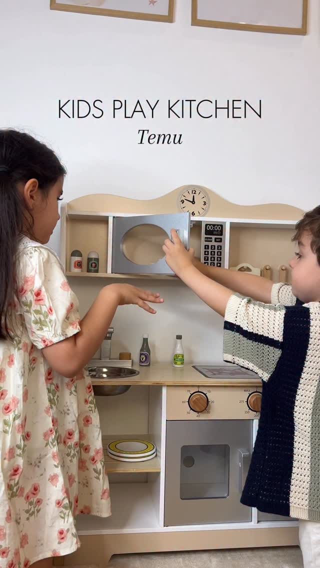 Post 10 by Oumayma Elsherif on Instagram (video)