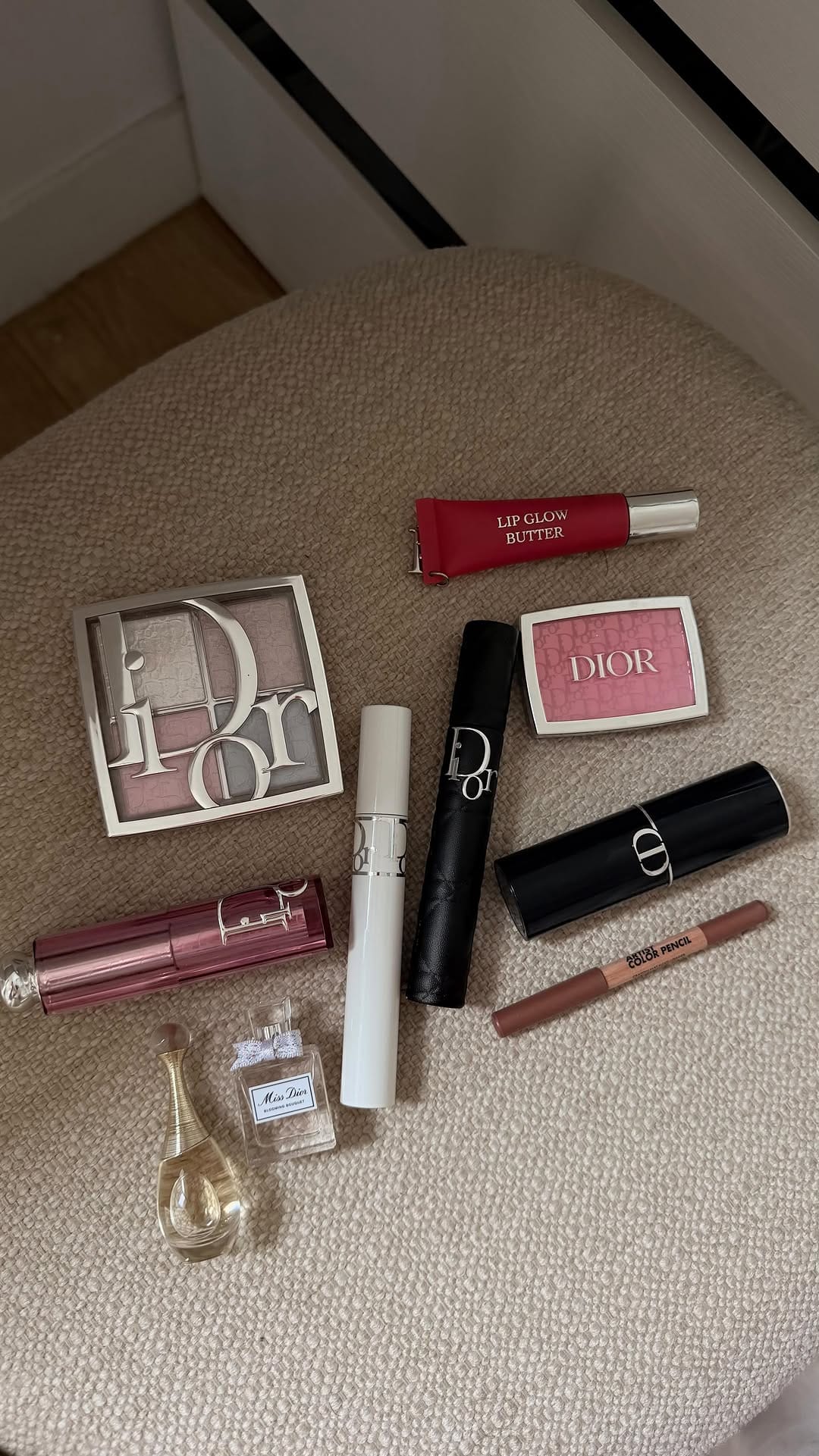 Post 2 by Oumayma Elsherif on Instagram (video)