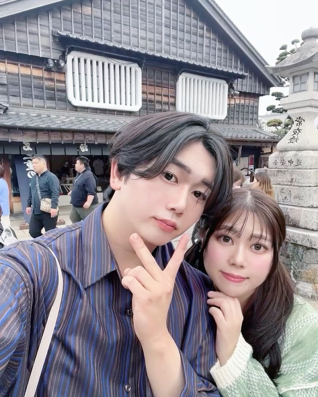 Post 7 by 미소년군/微男子くん on Instagram (carousel)