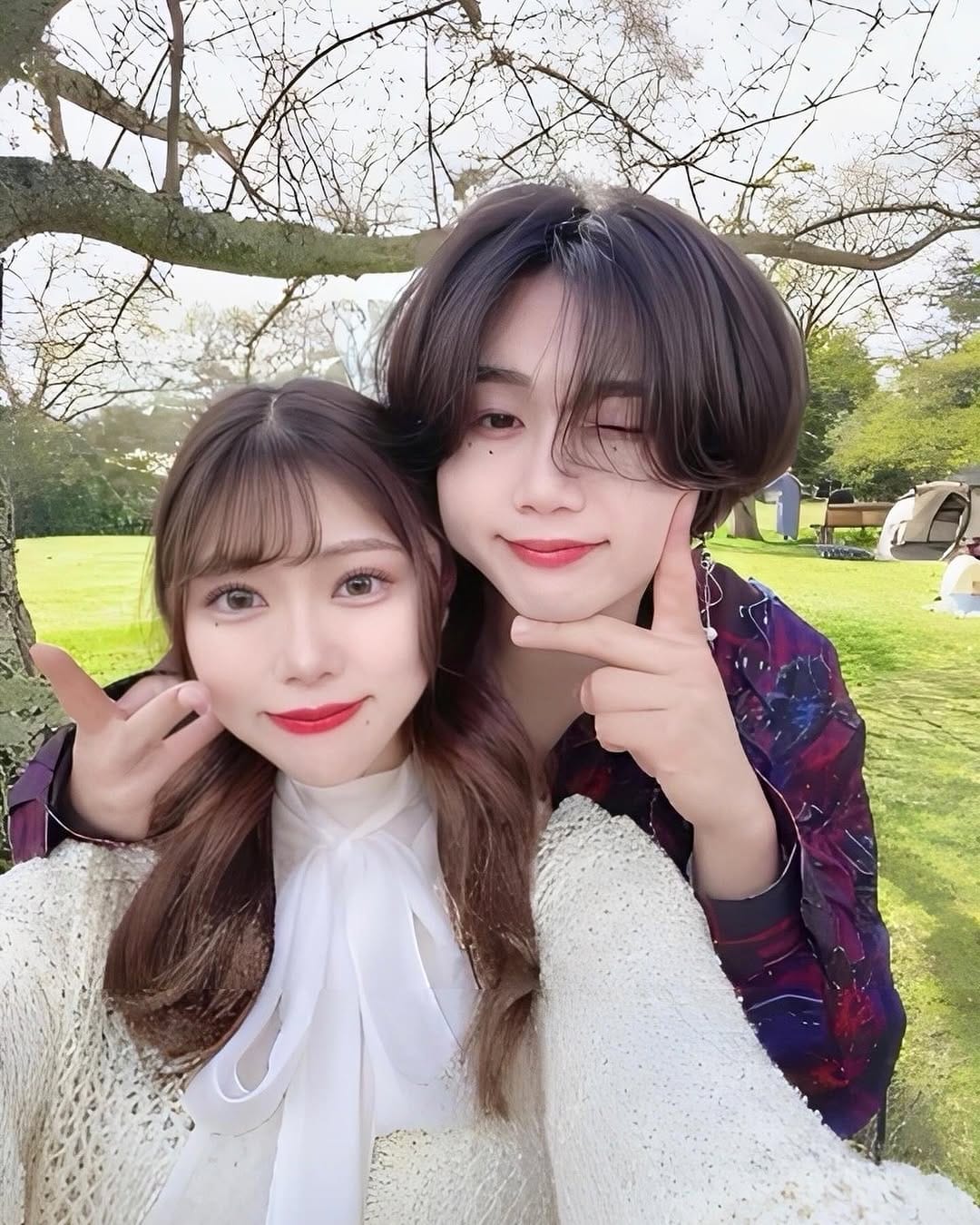 Post 9 by 미소년군/微男子くん on Instagram (carousel)