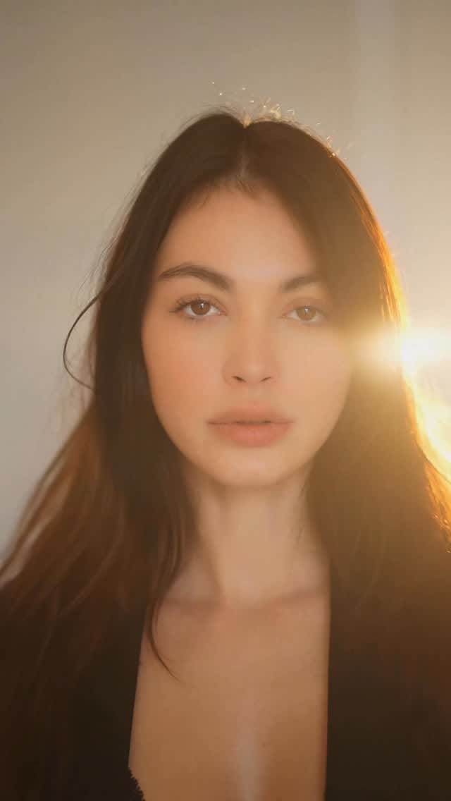 Post 2 by 🎀 Melissa Dalla Foglia 🎀 / Model / Paris on Instagram (video)