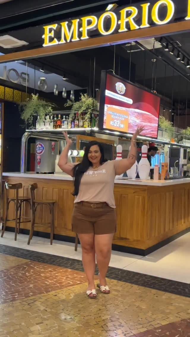 Post 5 by Tati Rozzi on Instagram (video)