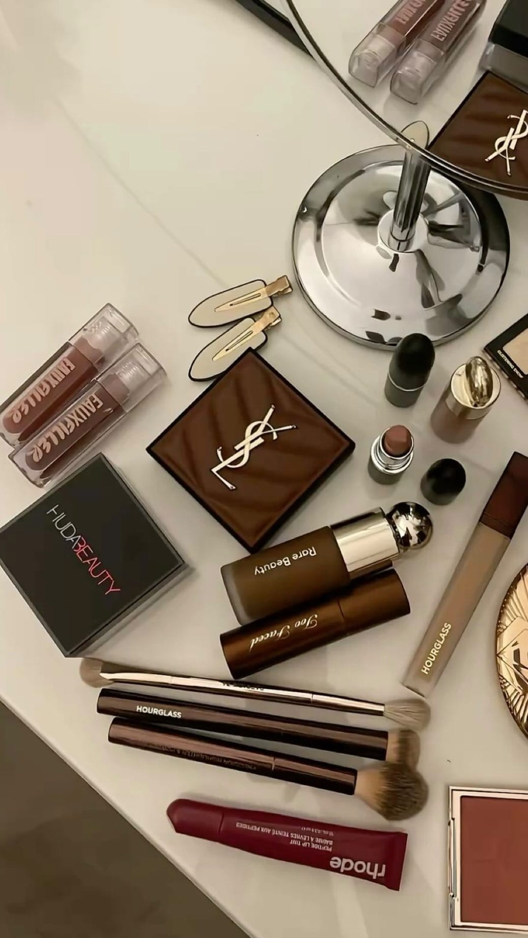 Post 2 by Carmen Lee Solomons on Instagram (video)