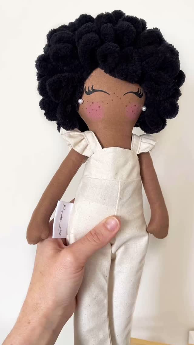 Post 7 by Poupette 🎀 Poupées et accessoires on Instagram (video)