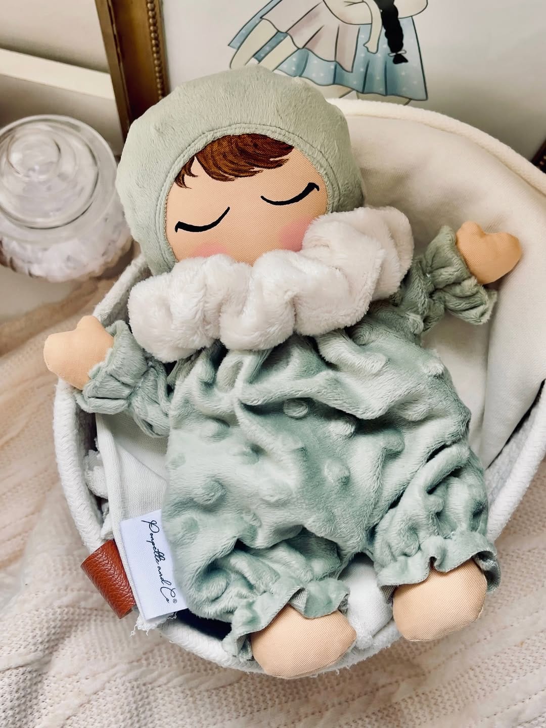 Post 1 by Poupette 🎀 Poupées et accessoires on Instagram (carousel)
