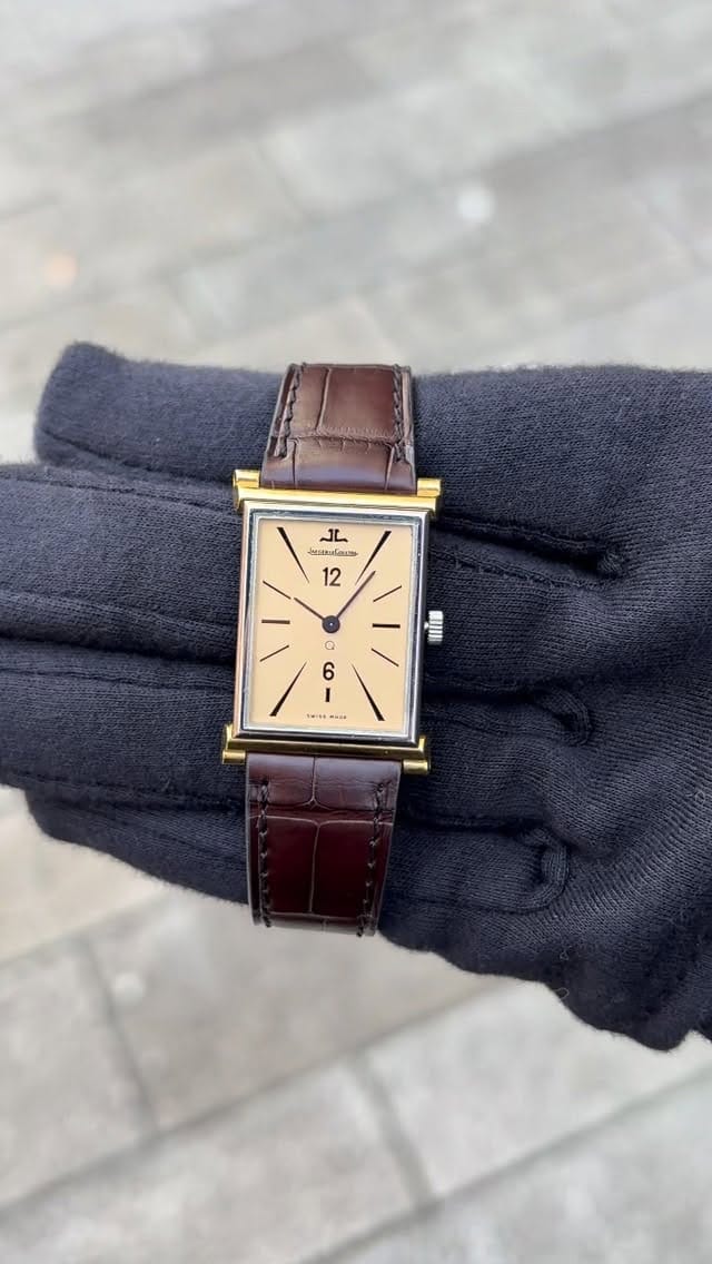 Post 4 by Le Collection’ Heure on Instagram (video)
