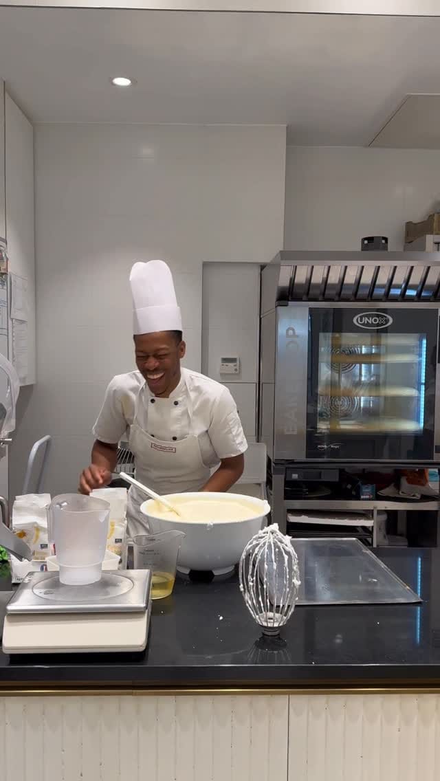 Post 7 by PATISSELIER on Instagram (video)