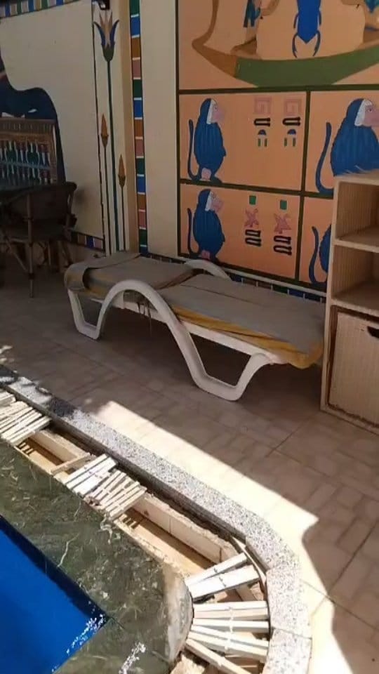 Post 7 by Isis Fouquet Abrial on Instagram (video)