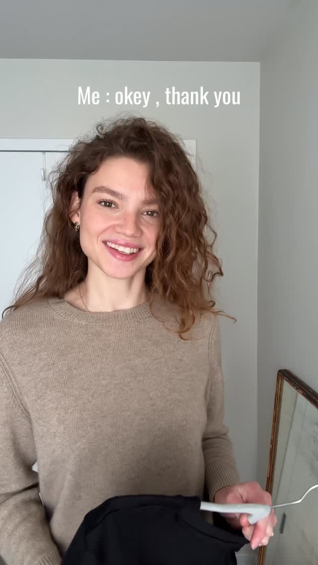 Post 4 by Lizaveta Karol on Instagram (video)