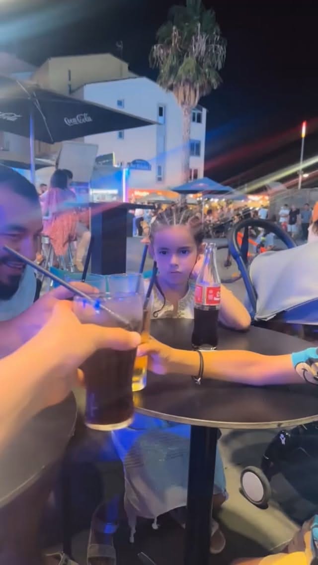 Post 3 by Sofia paris on Instagram (video)