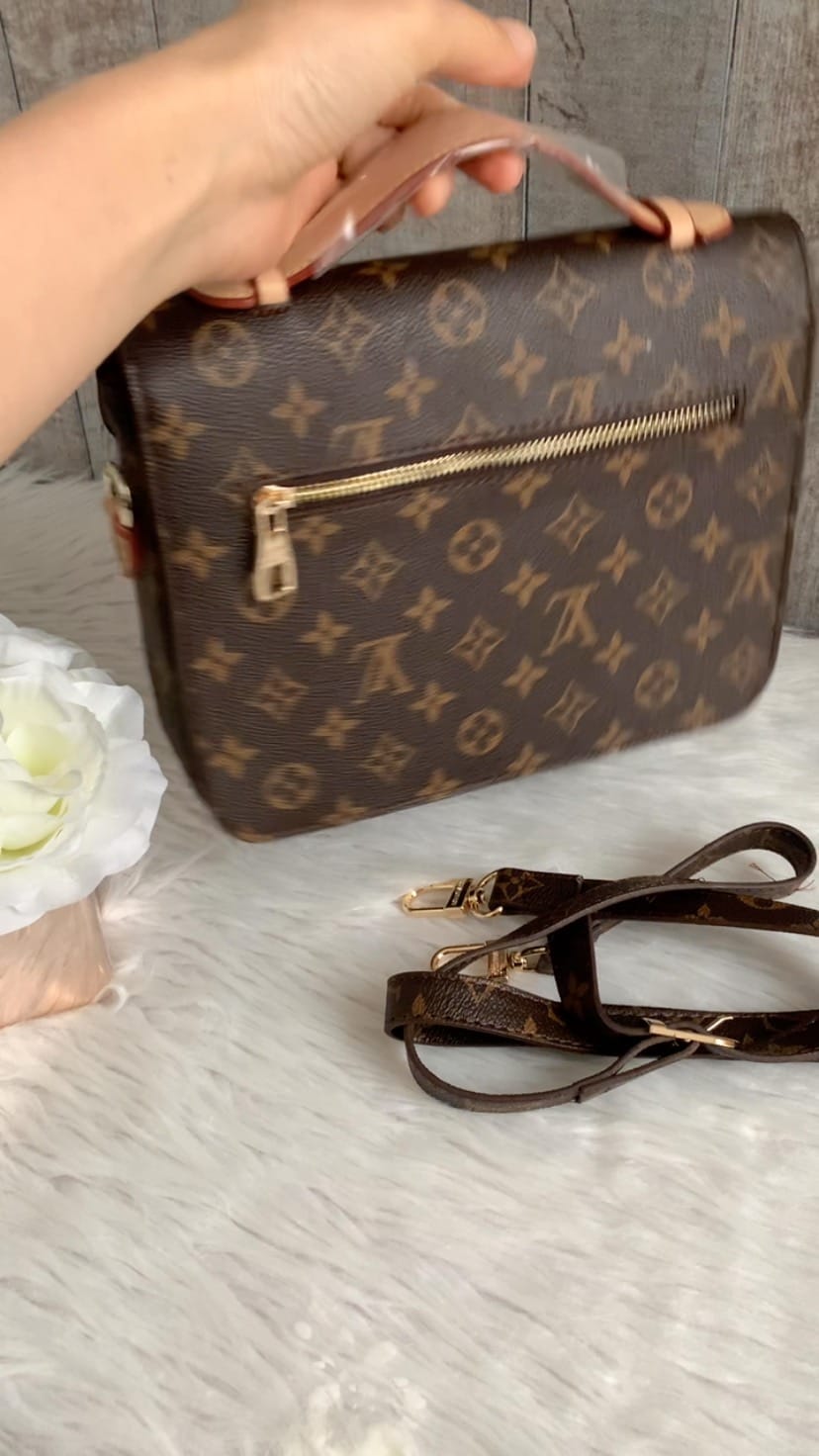 Post 8 by Sofia paris on Instagram (video)