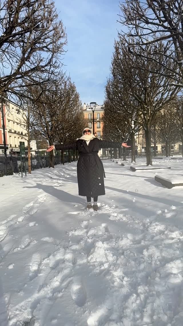Post 2 by Sofia paris on Instagram (video)