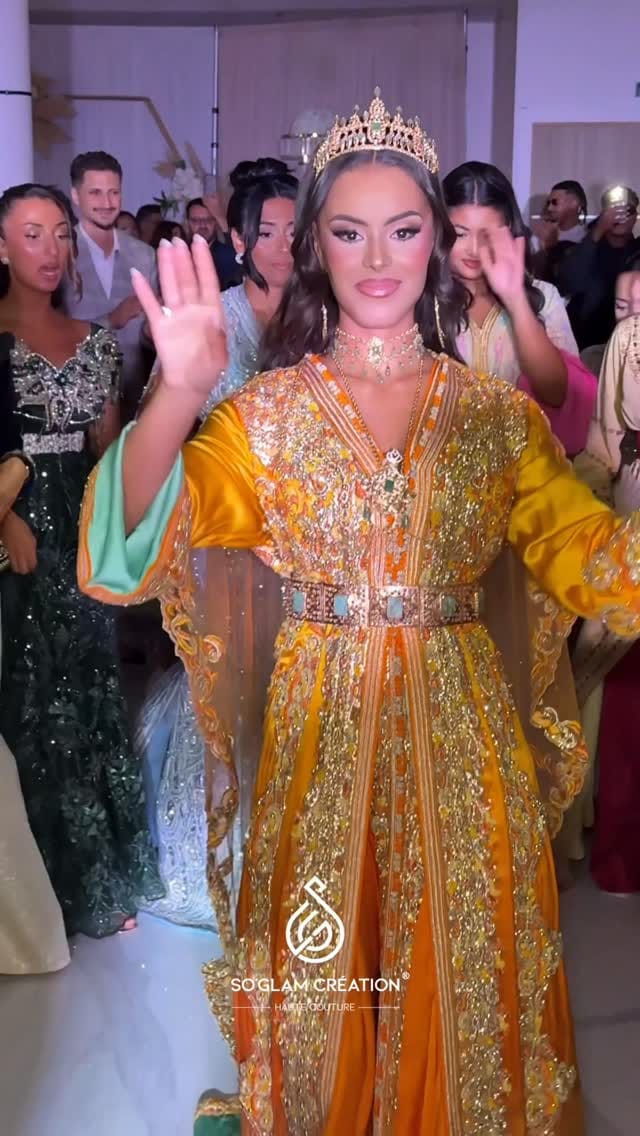 Post 10 by Soraya Salem on Instagram (video)
