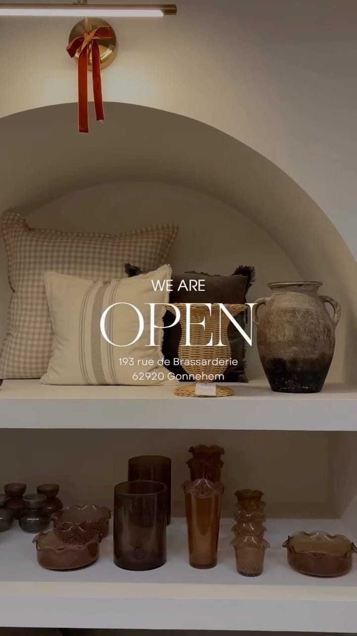 Post 4 by Adèle et Brume on Instagram (video)
