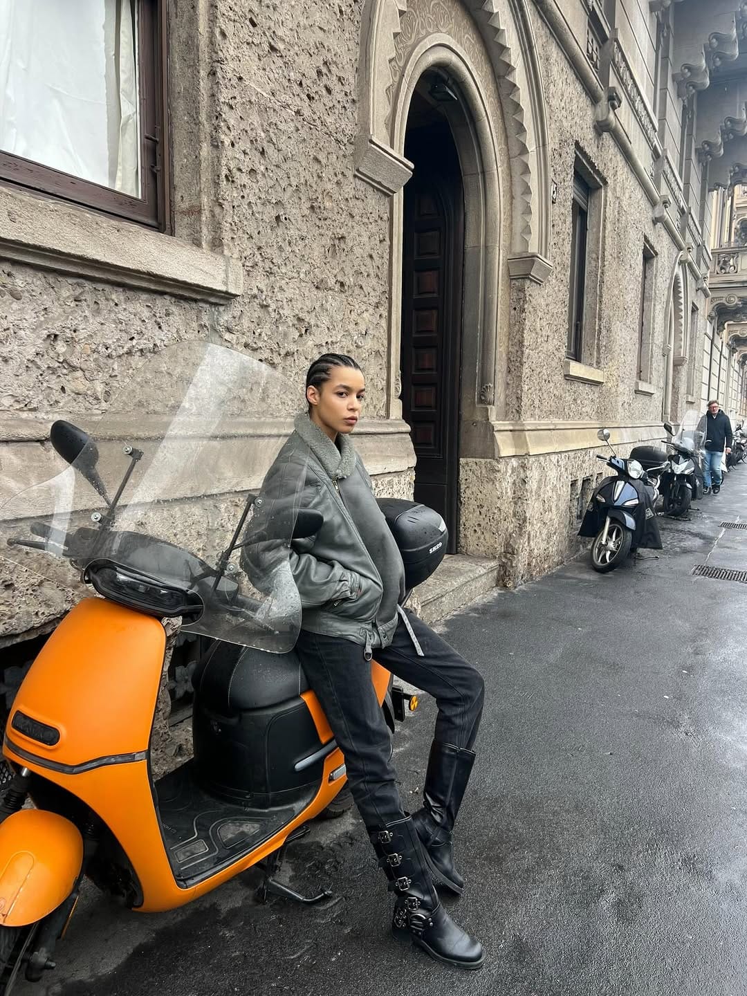 Post 1 by 𝑠ℎ𝑎𝑛𝑖𝑐𝑒 on Instagram (carousel)