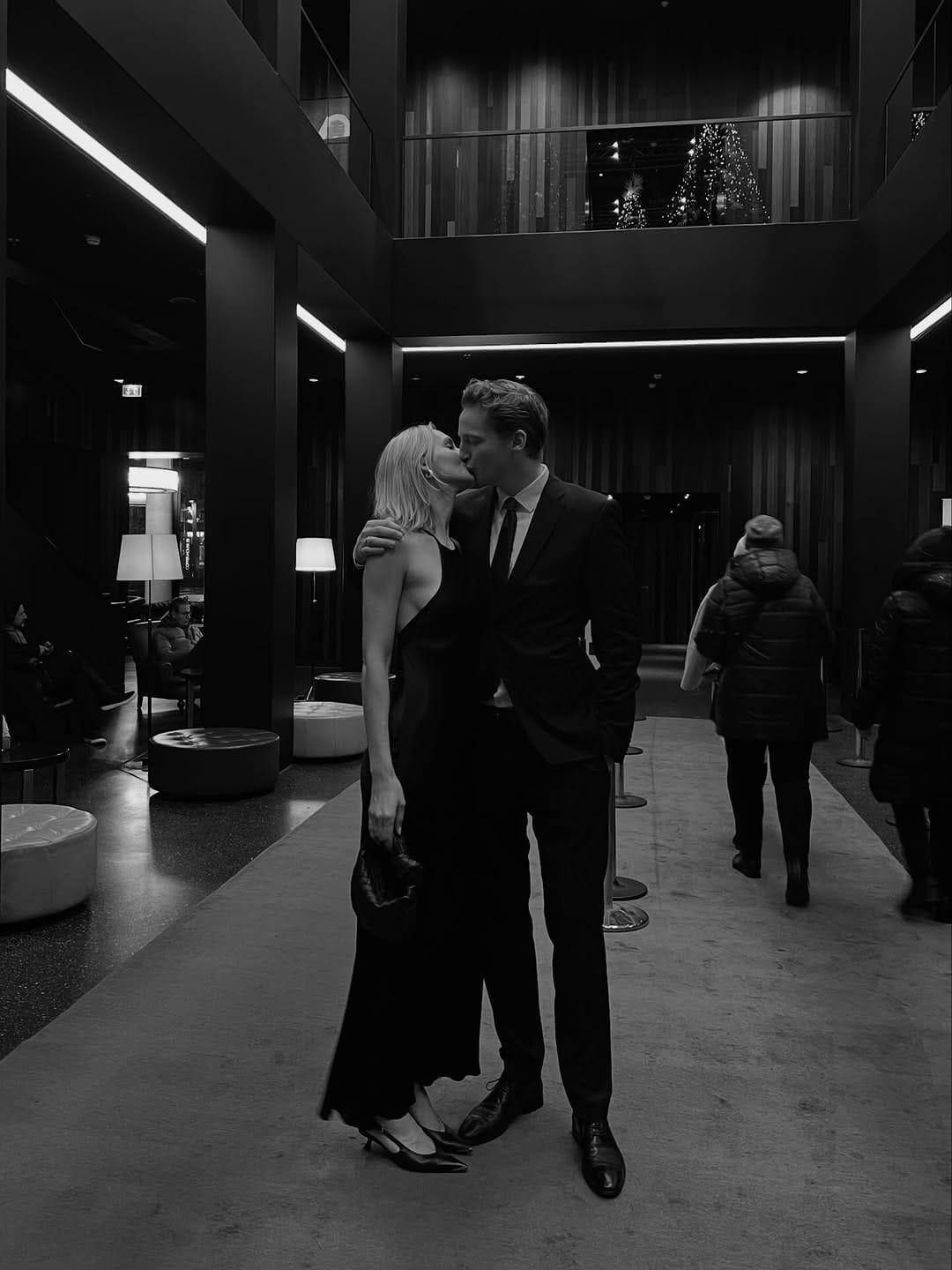 Post 4 by Eva Staudinger on Instagram (carousel)