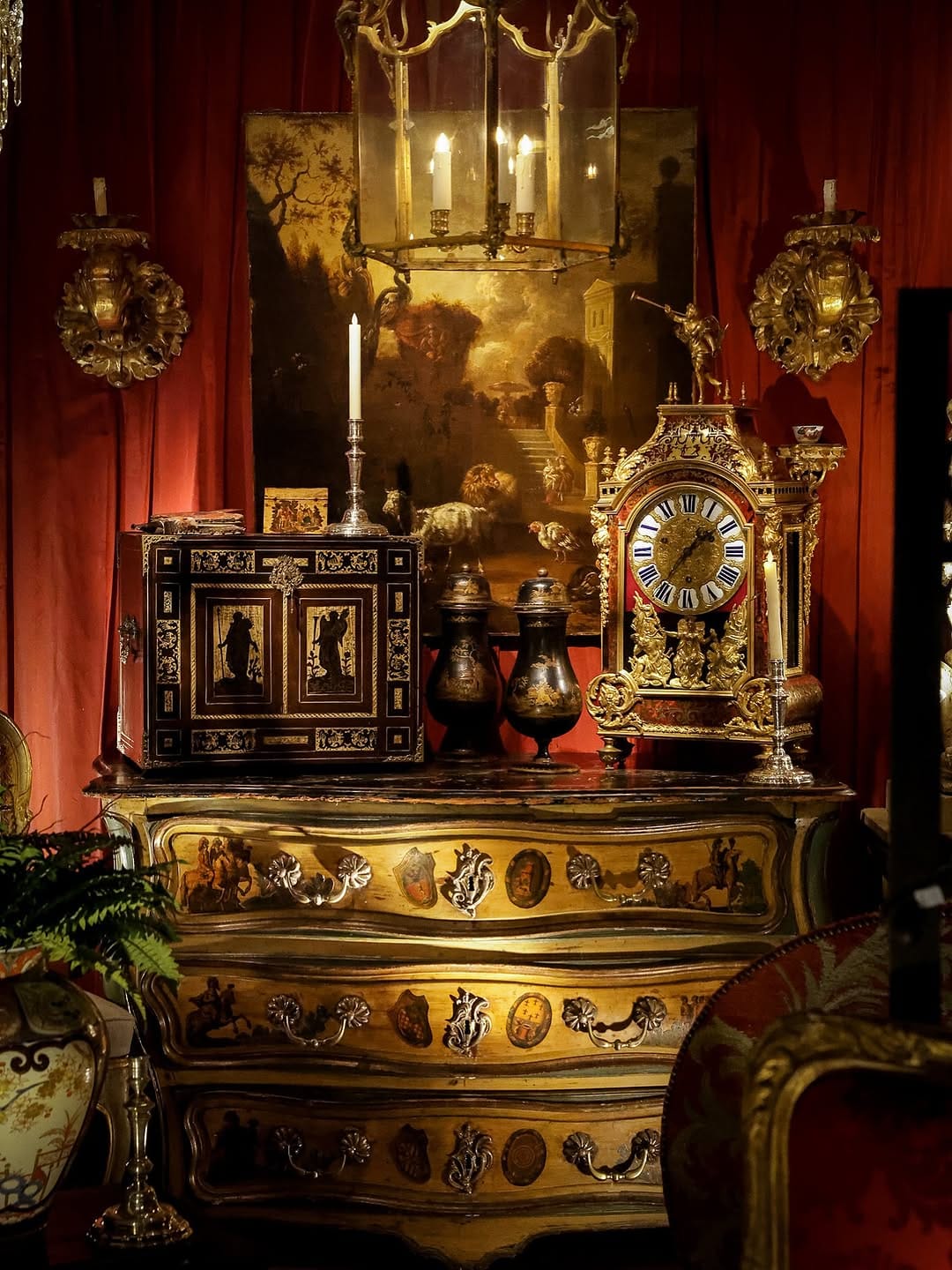 Post 1 by La Maison du Roy on Instagram (carousel)