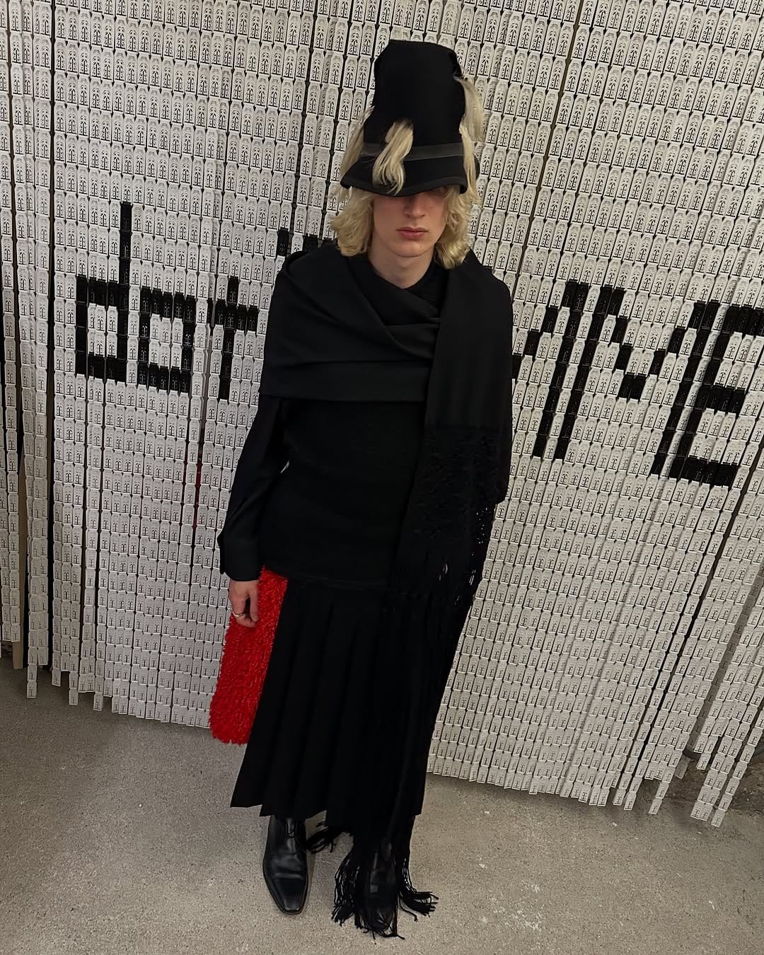 Post 3 by dot COMME on Instagram (carousel)