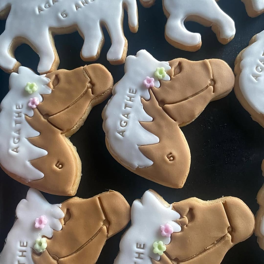 Post 8 by Biscuits Mily Sugar on Instagram (image)