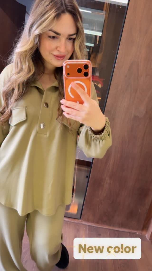 Post 3 by 🙎‍♀️TWINS CHIC🙎‍♀️ on Instagram (video)